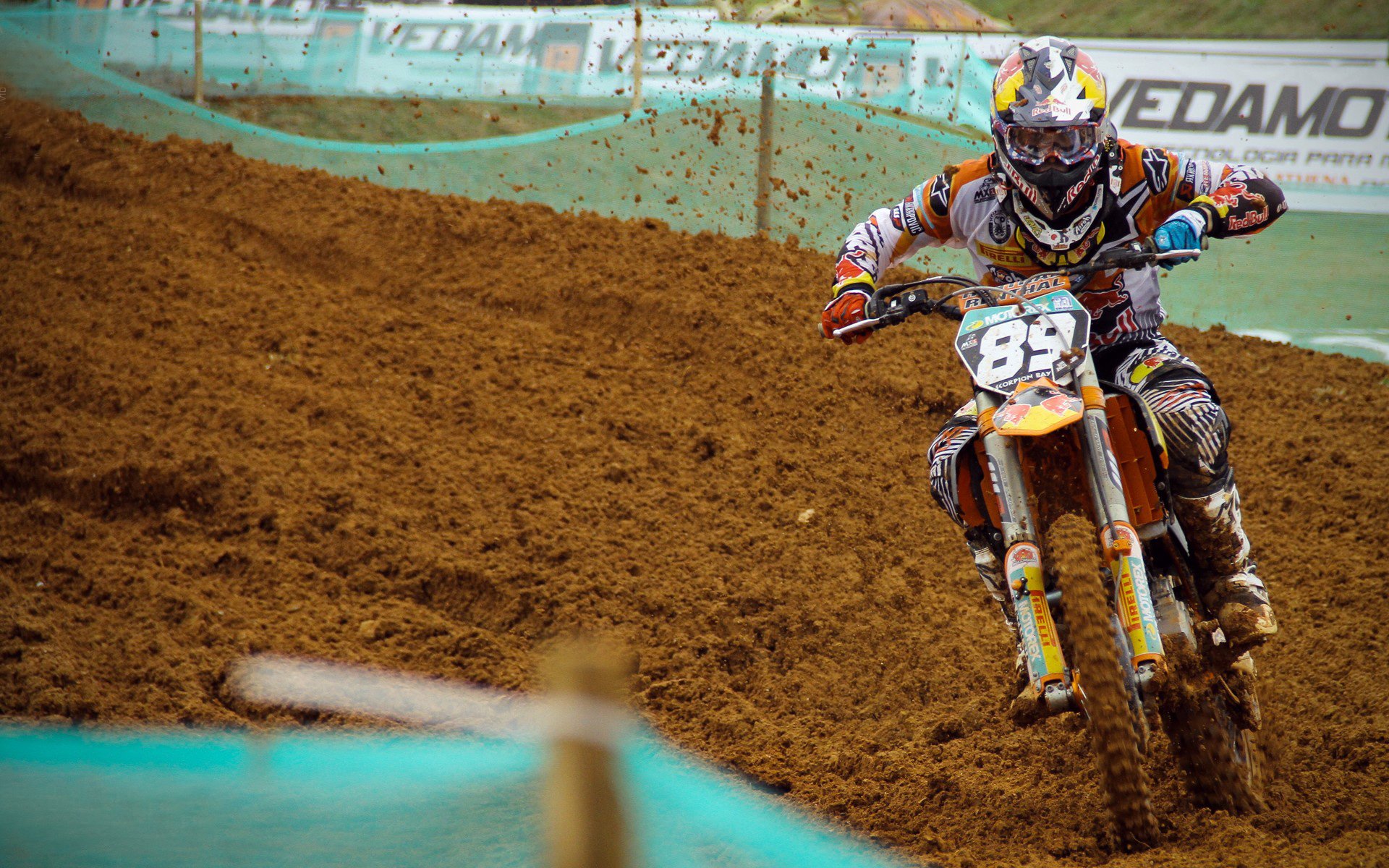 卡马文加，从意外选择到关键先生，尼斯击溃瑞典的战术密码